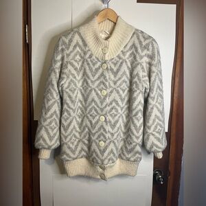 Hilda Ltd Women’s (VTG S) Beige & Gray Geometric Icelandic Wool Sweater Jacket